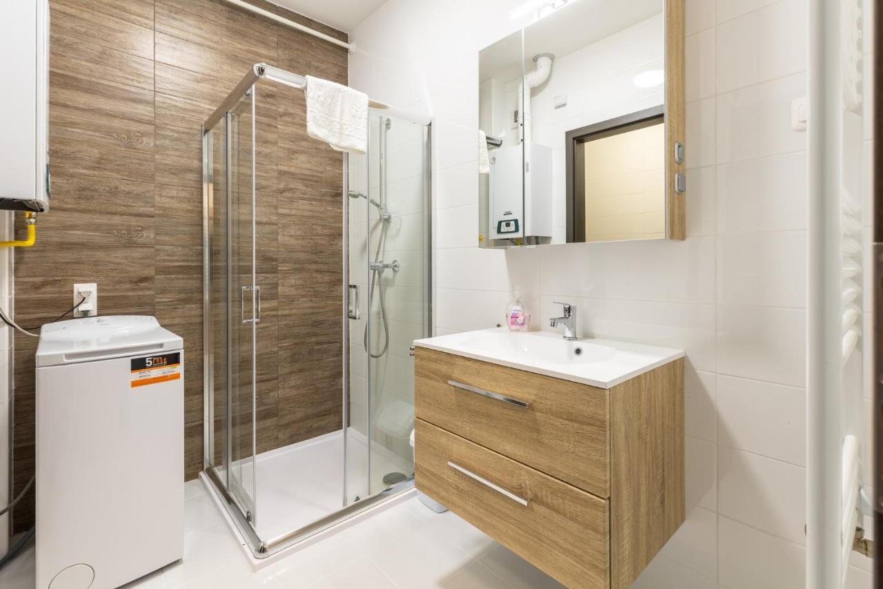 Leda Apartmanok By Bltn Siófok Exteriér fotografie