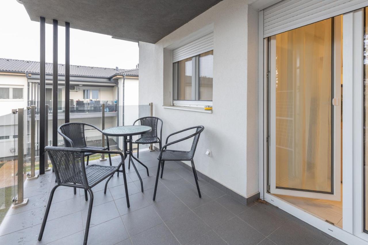 Leda Apartmanok By Bltn Siófok Exteriér fotografie
